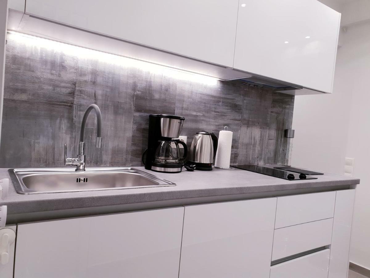 Beautiful Brand New Apartment Seaside Афіни Екстер'єр фото